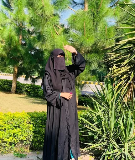 Habiba Khan
